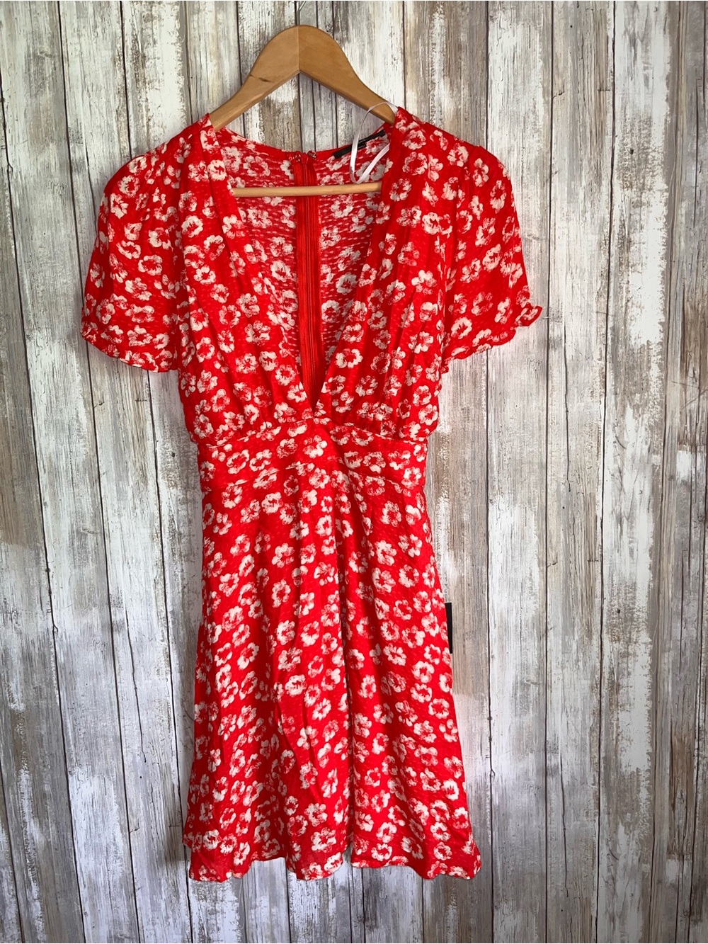 Lulus Red Floral Textured Deep V Mini Dress XS NWT Short Sleeve Rayon - Picture 2 of 7